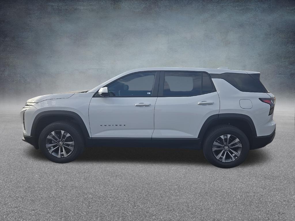 2027 Chevrolet Equinox LT - Photo 7