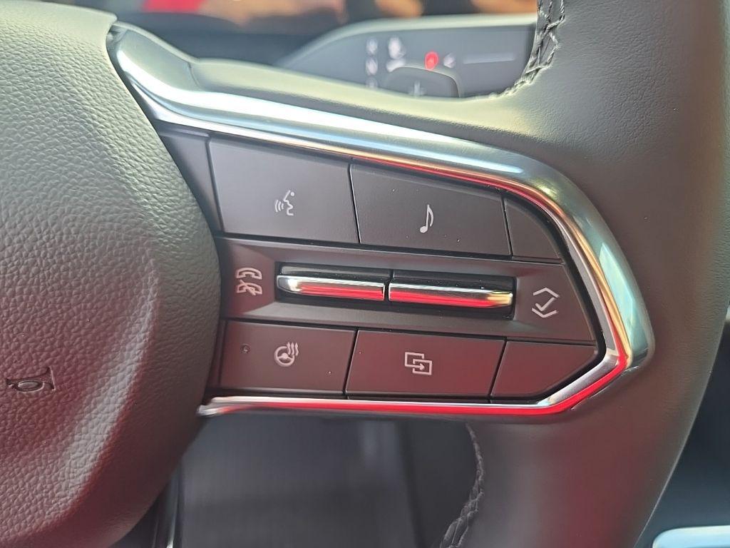 2027 Chevrolet Equinox LT - Photo 19