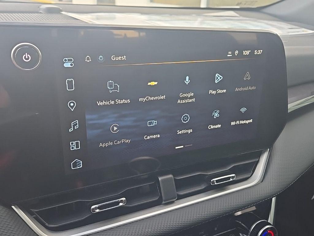 2027 Chevrolet Equinox LT - Photo 21