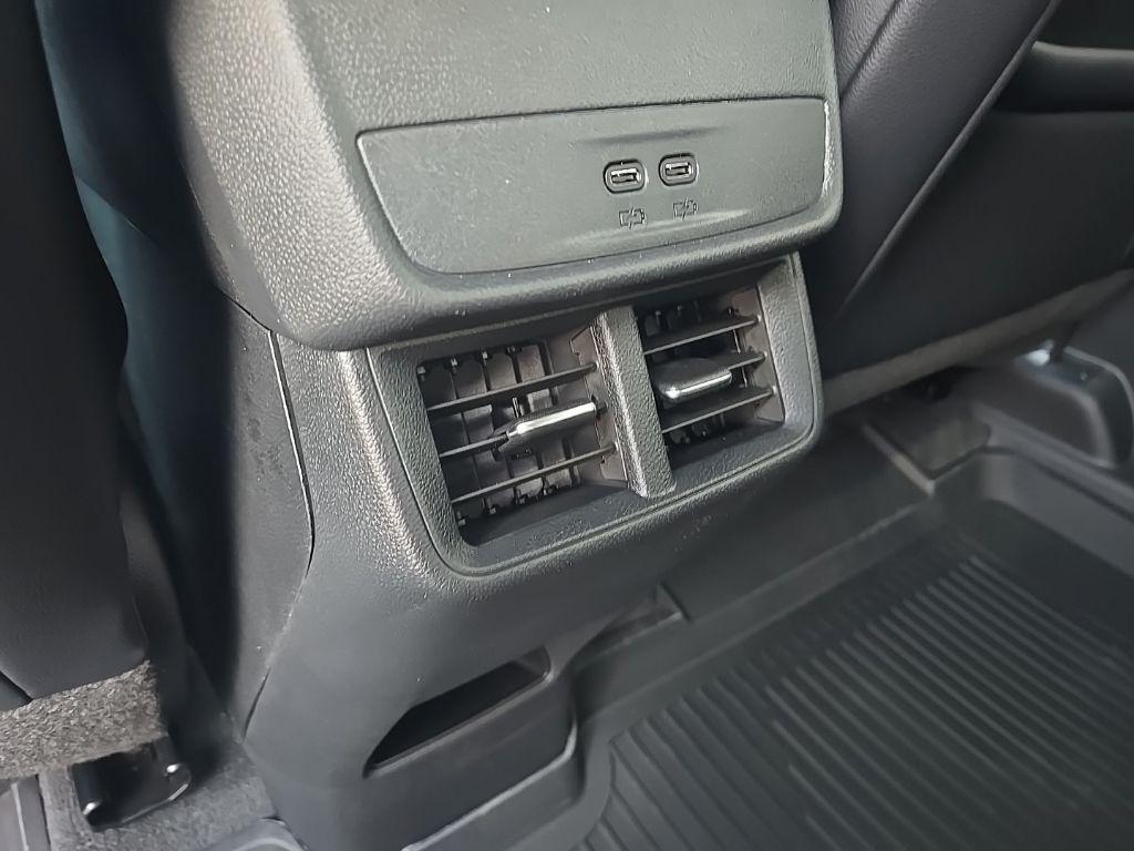 2027 Chevrolet Equinox LT - Photo 26