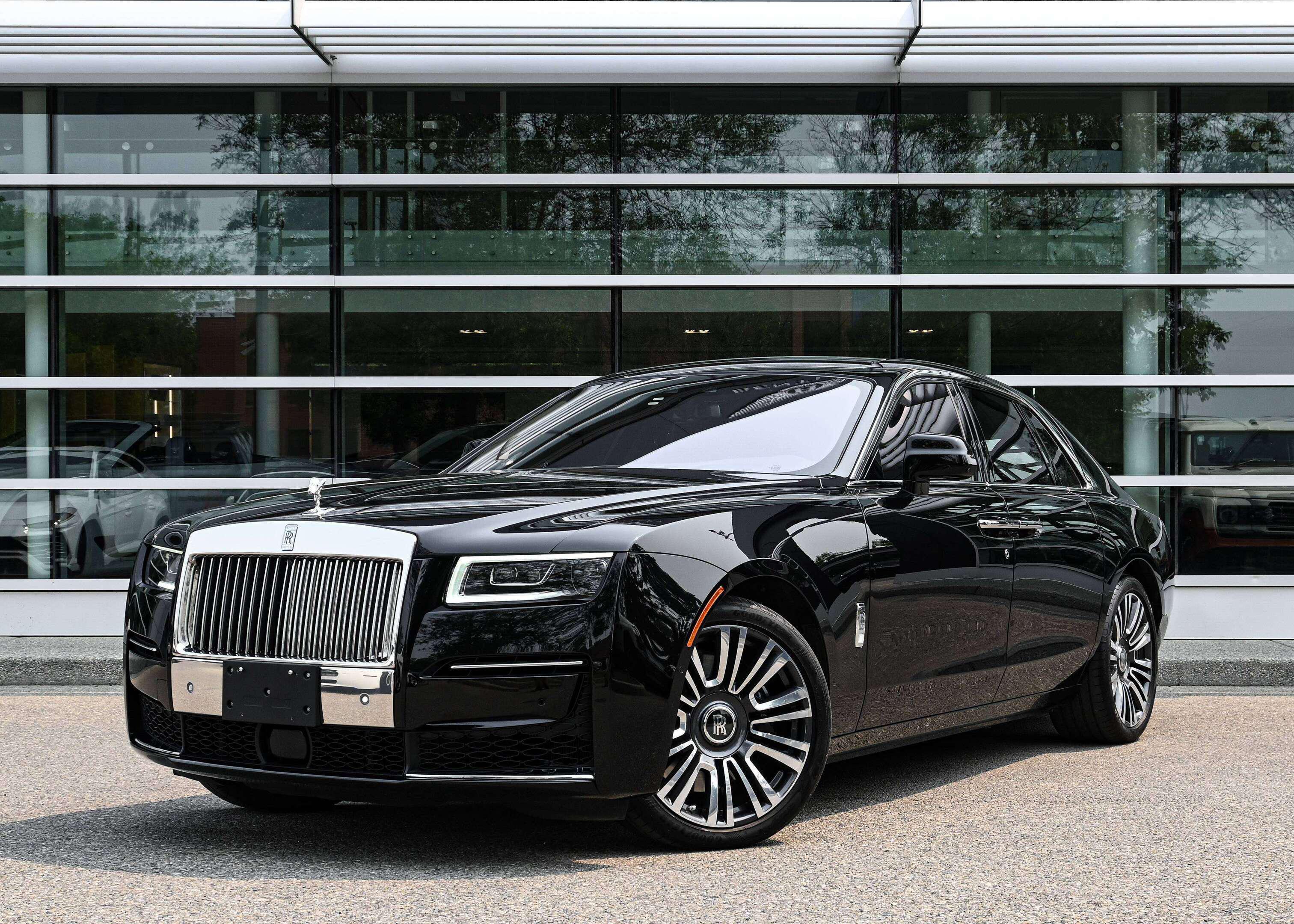/2022 Rolls-Royce Ghost