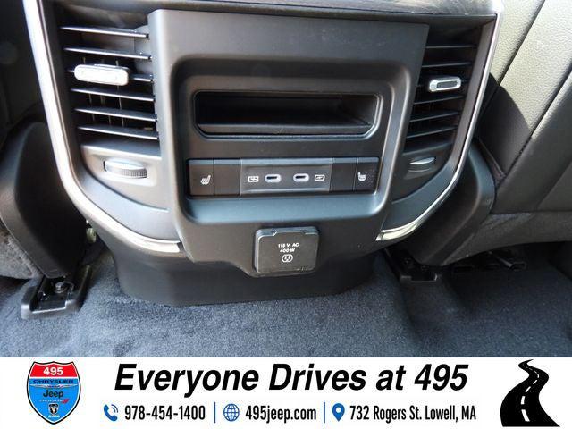 2026 Ram 1500 Laramie Crew Cab 4x4 5'7" Box