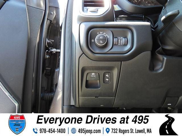 2026 Ram 1500 Laramie Crew Cab 4x4 5'7" Box