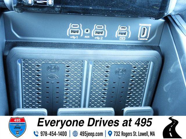 2026 Ram 1500 Laramie Crew Cab 4x4 5'7" Box