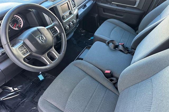 2024 Ram 1500 Classic Warlock Crew Cab 4x2 57 Box