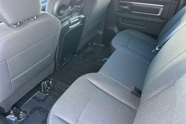 2024 Ram 1500 Classic Warlock Crew Cab 4x2 57 Box