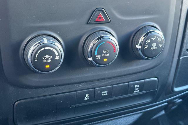 2024 Ram 1500 Classic Warlock Crew Cab 4x2 57 Box