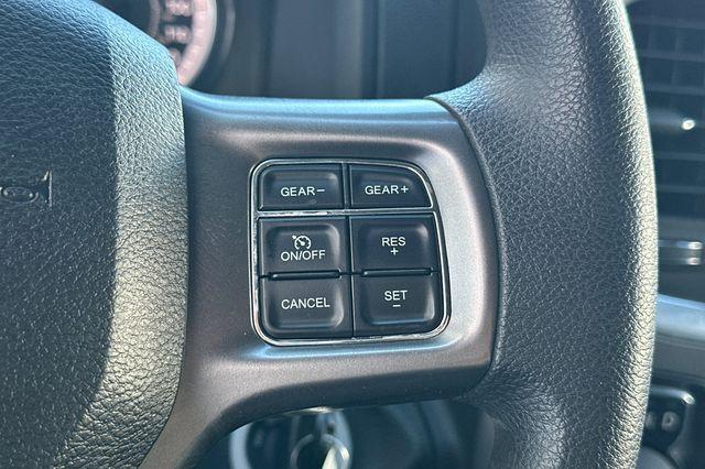 2024 Ram 1500 Classic Warlock Crew Cab 4x2 57 Box