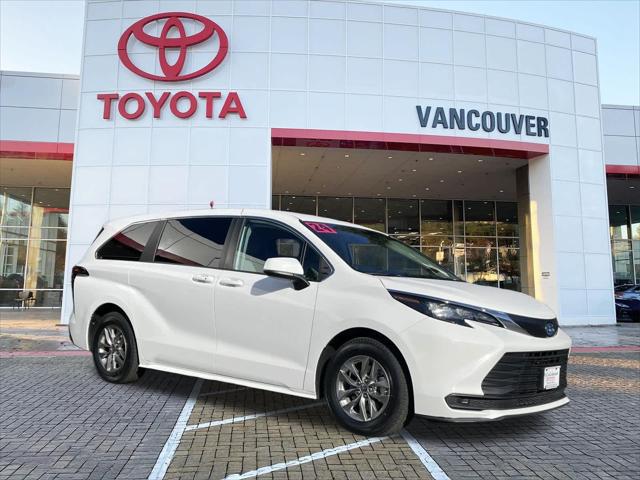 2024 Toyota Sienna LE for sale in Vancouver, WA