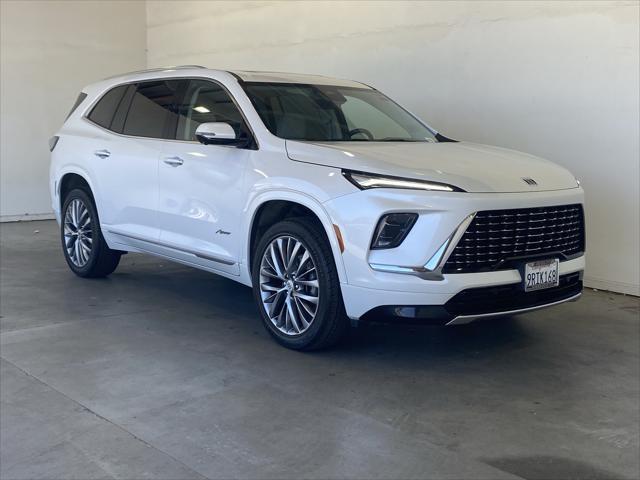 2025 Buick Enclave Avenir FWD