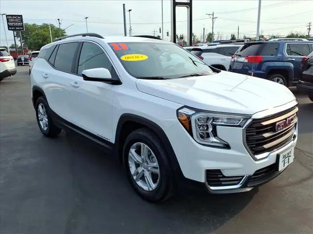 2023 GMC Terrain FWD SLE for sale in Lockport, NY