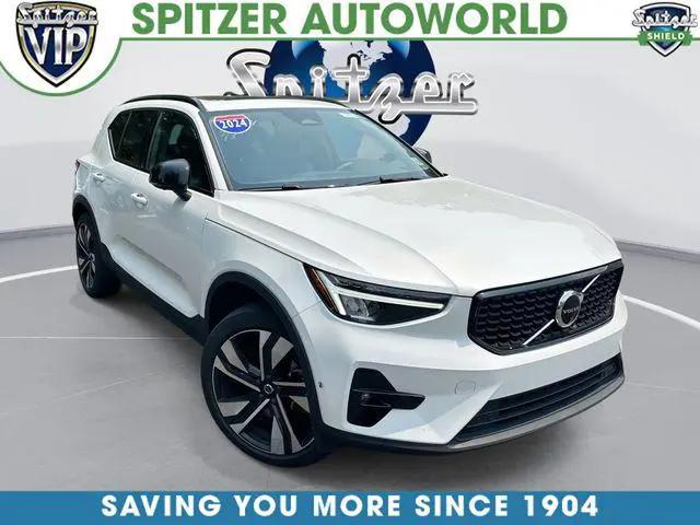 2024 Volvo XC40 B5 Plus Dark Theme for sale in McMurray, PA