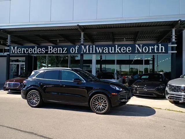 2019 Porsche Cayenne Base for sale in Glendale, WI