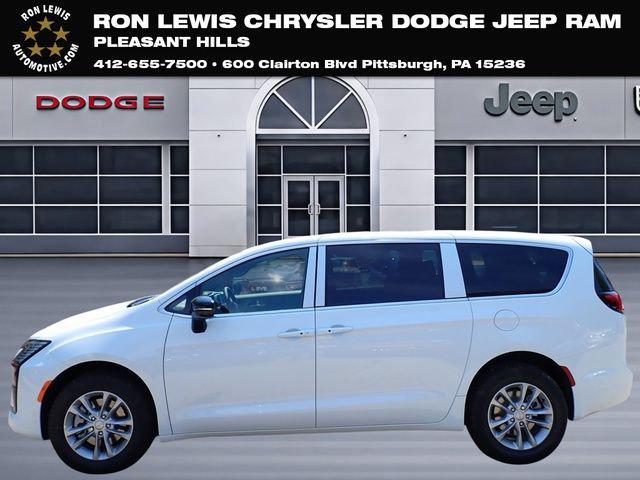 2027 Chrysler Pacifica PACIFICA SELECT AWD 2027 Chrysler Pacifica PACIFICA SELECT AWD