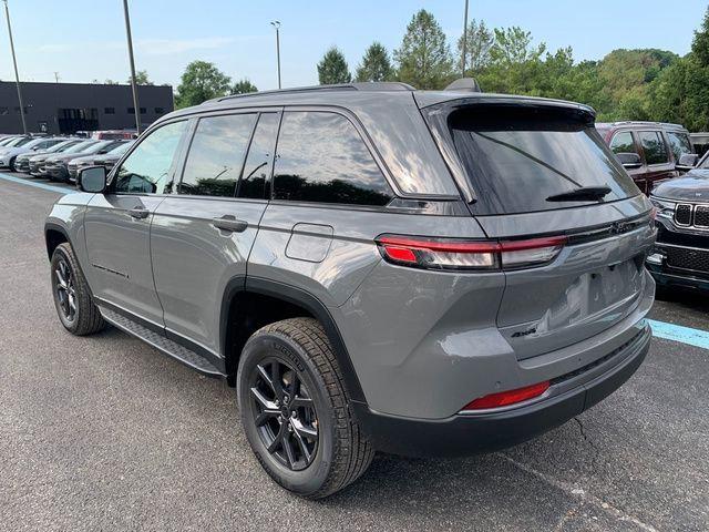 2027 Jeep Grand Cherokee Laredo Altitude 2027 Jeep Grand Cherokee Laredo Altitude
