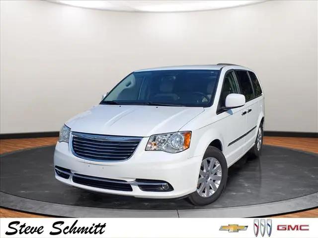 2016 Chrysler Town & Country Touring for sale in Highland, IL
