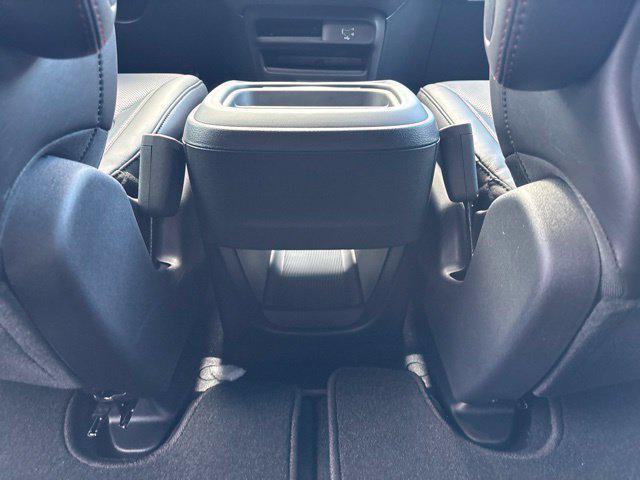 2027 Chrysler Pacifica Select AWD