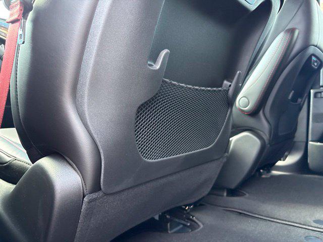2027 Chrysler Pacifica Select AWD