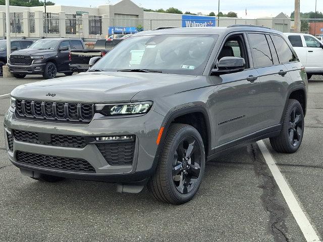 2027 Jeep Grand Cherokee GRAND CHEROKEE LIMITED 4X4 2027 Jeep Grand Cherokee GRAND CHEROKEE LIMITED 4X4