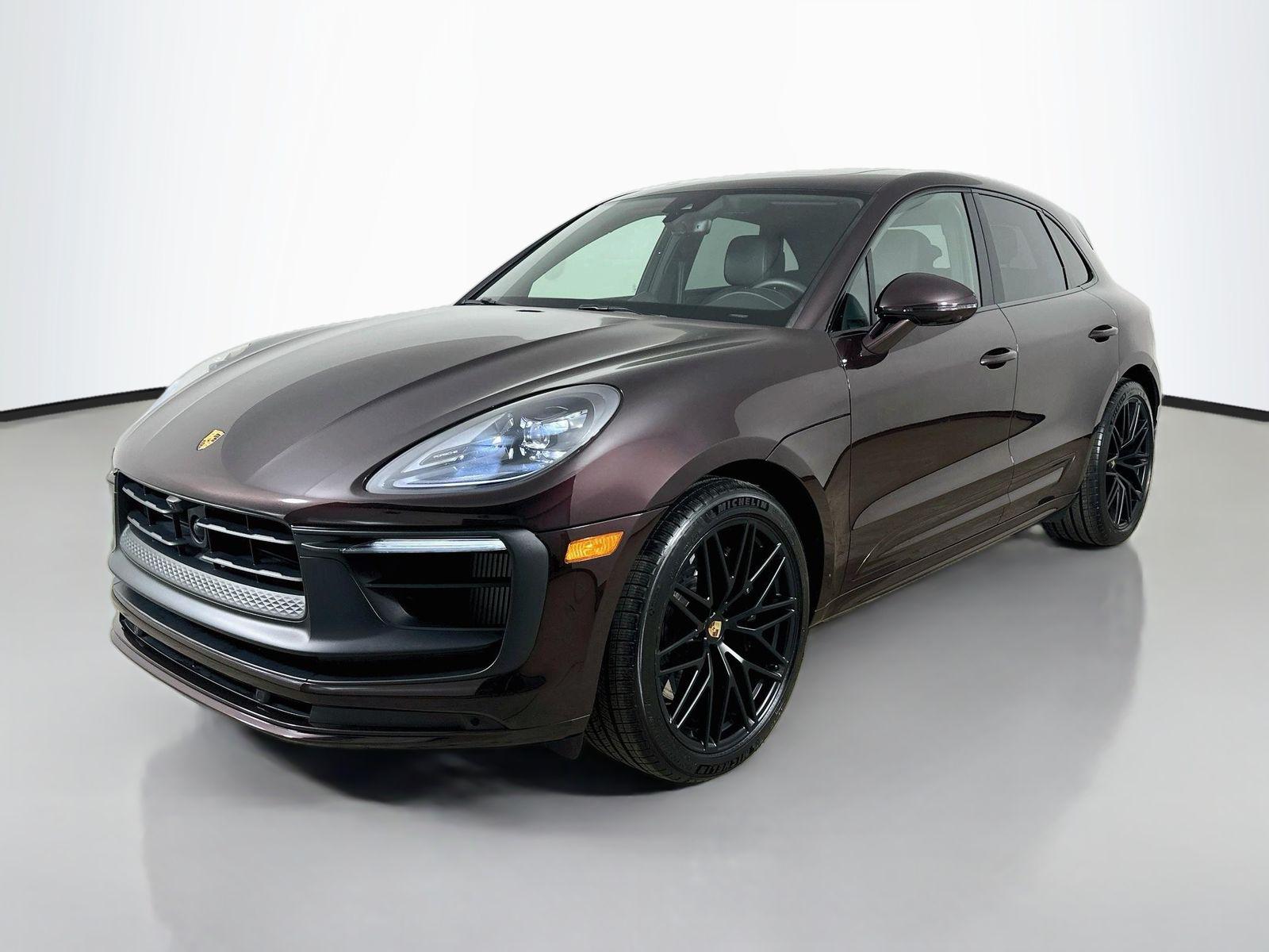 /2024 Porsche Macan