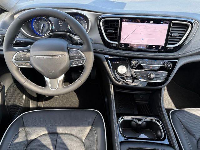 2027 Chrysler Pacifica PACIFICA LIMITED
