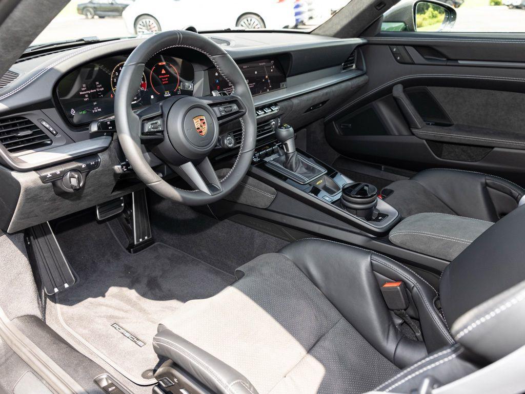 2026 Porsche 911 GT3 - Photo 20