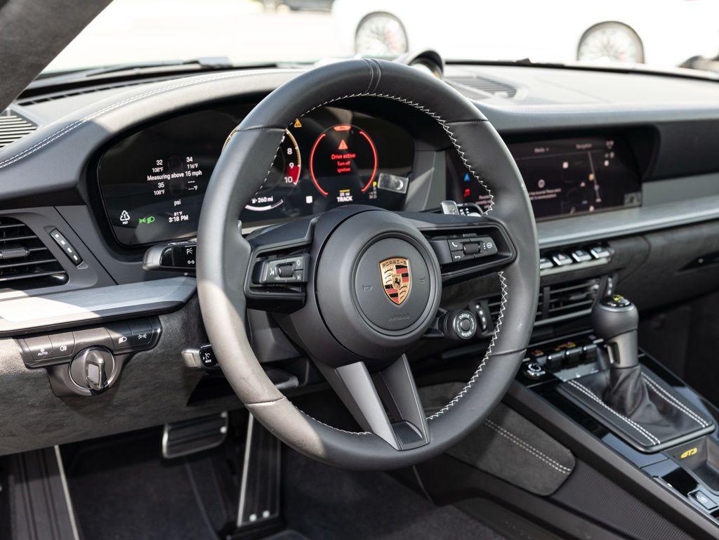 2026 Porsche 911 GT3 - Photo 21
