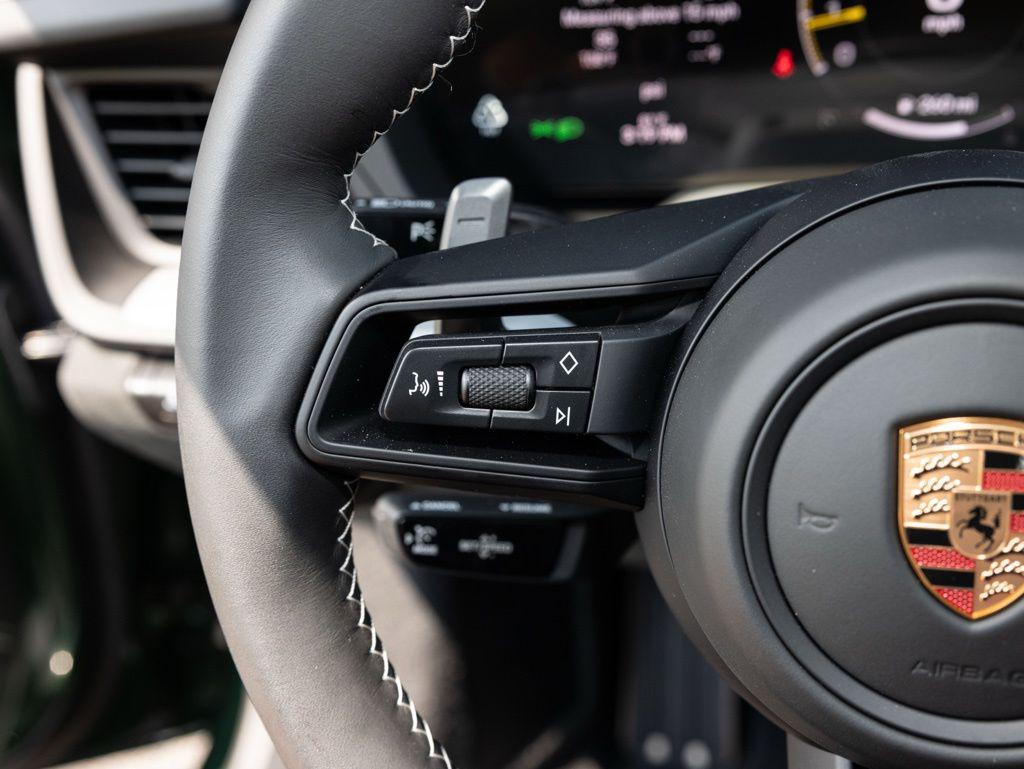 2026 Porsche 911 GT3 - Photo 32