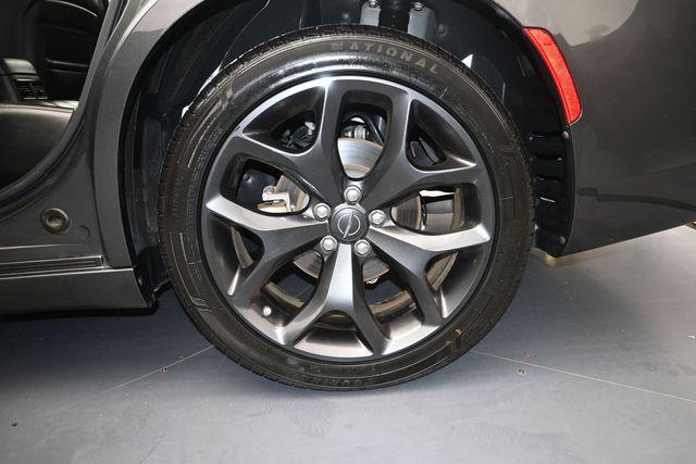 2023 Chrysler 300 300S