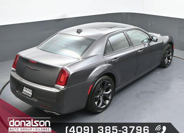 2023 Chrysler 300 300S