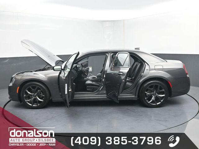 2023 Chrysler 300 300S