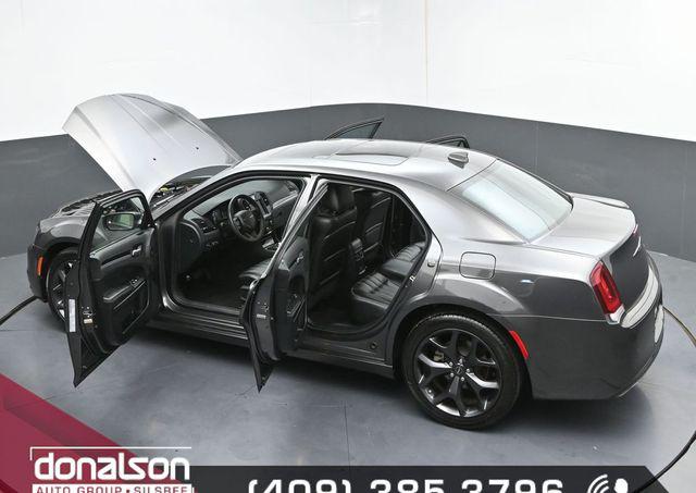 2023 Chrysler 300 300S