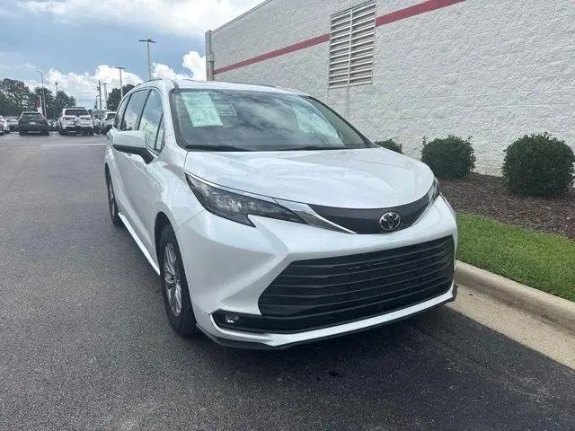 2026 Toyota Sienna XLE for sale in Decatur, AL