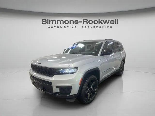 2023 Jeep Grand Cherokee L Altitude 4x4 for sale in Elmira, NY