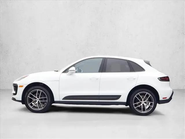 2025 Porsche Macan T