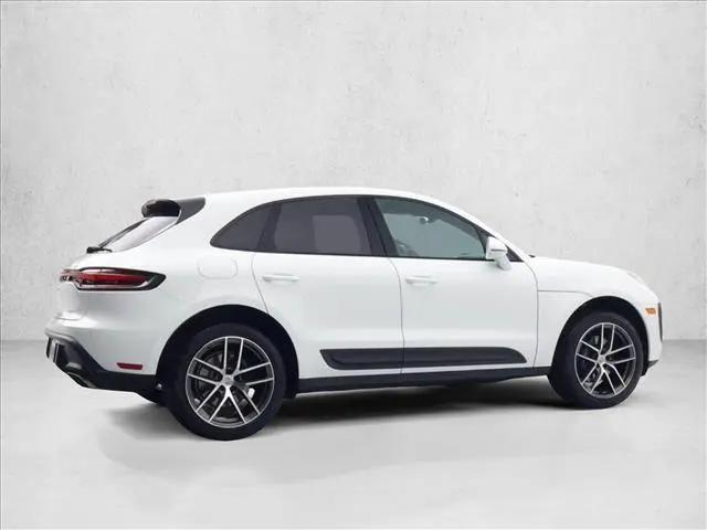 2025 Porsche Macan T