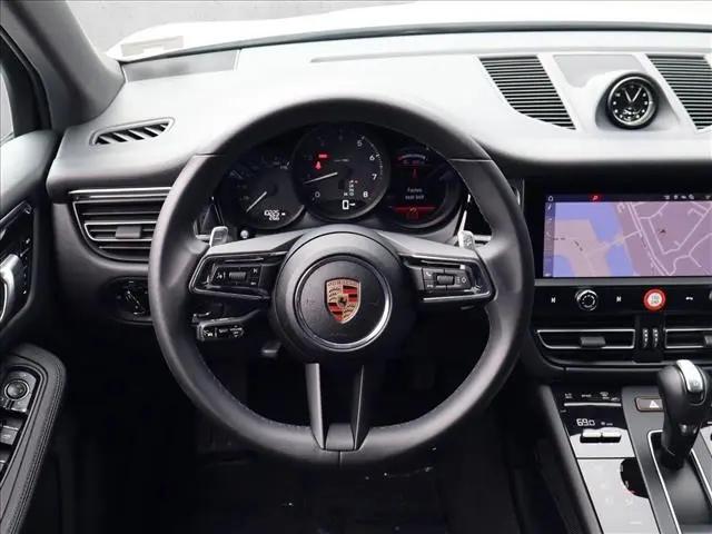 2025 Porsche Macan T