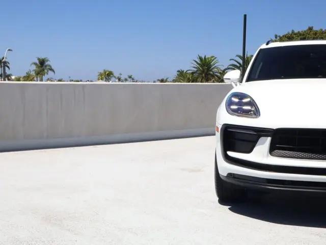 2026 Porsche Macan T