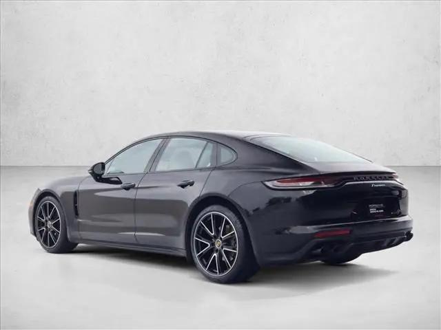 2023 Porsche Panamera Panamera
