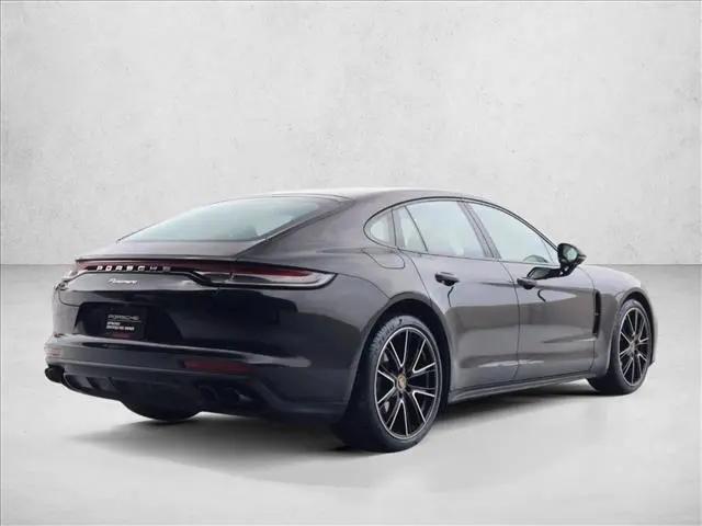 2023 Porsche Panamera Panamera