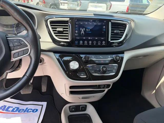 2020 Chrysler Pacifica Touring