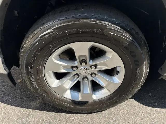 2022 Ram 1500 Laramie Crew Cab 4x4 57 Box
