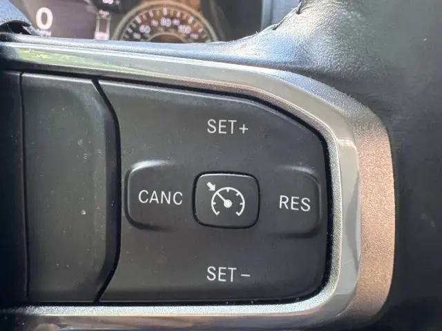 2022 Ram 1500 Laramie Crew Cab 4x4 57 Box