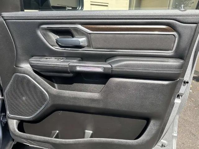 2022 Ram 1500 Laramie Crew Cab 4x4 57 Box