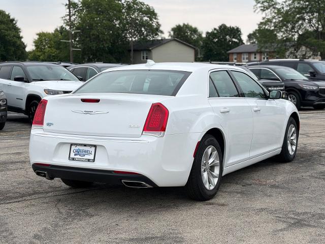 2023 Chrysler 300 Touring