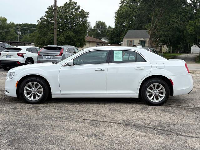 2023 Chrysler 300 Touring
