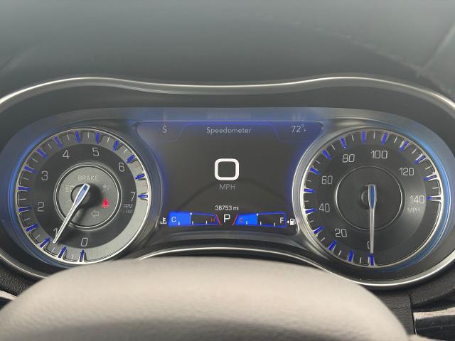2023 Chrysler 300 Touring