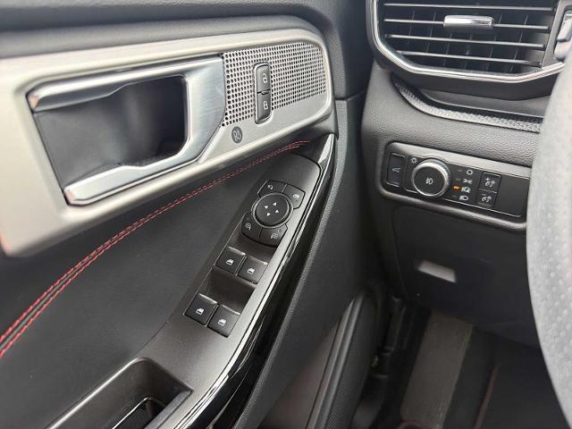 2024 Ford Explorer ST-Line