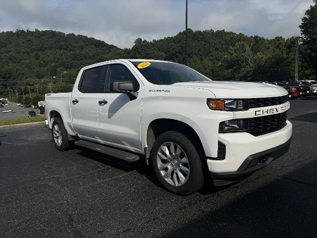 2021 Chevrolet Silverado 1500 4WD Crew Cab Short Bed Custom
