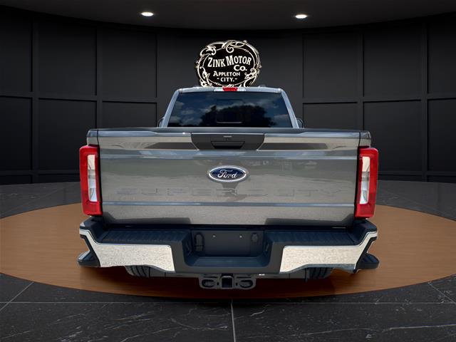 2026 Ford F-350 XLT